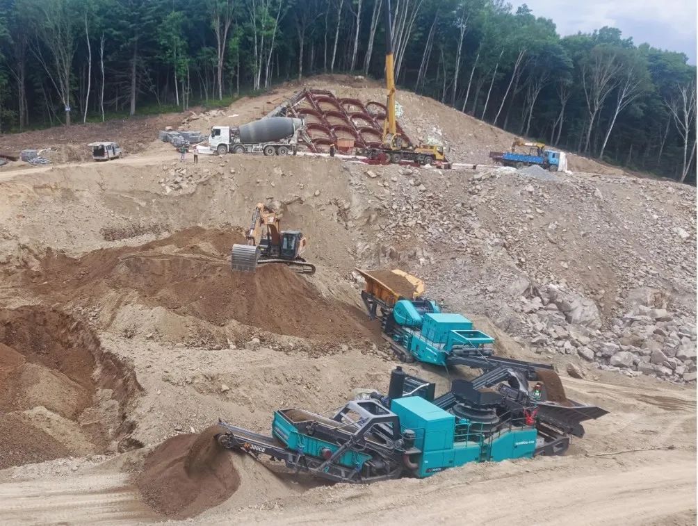 云顶国际yd888普石勒成套移动破碎装备助力哈伊高铁铁伊段建设