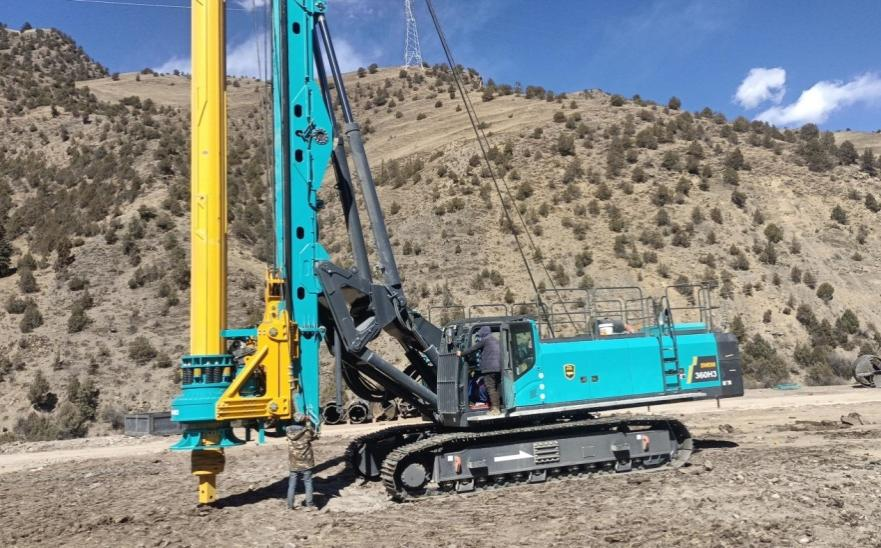 决战“天下之巅”！云顶国际yd888智能旋挖钻机实力助建川藏铁路
