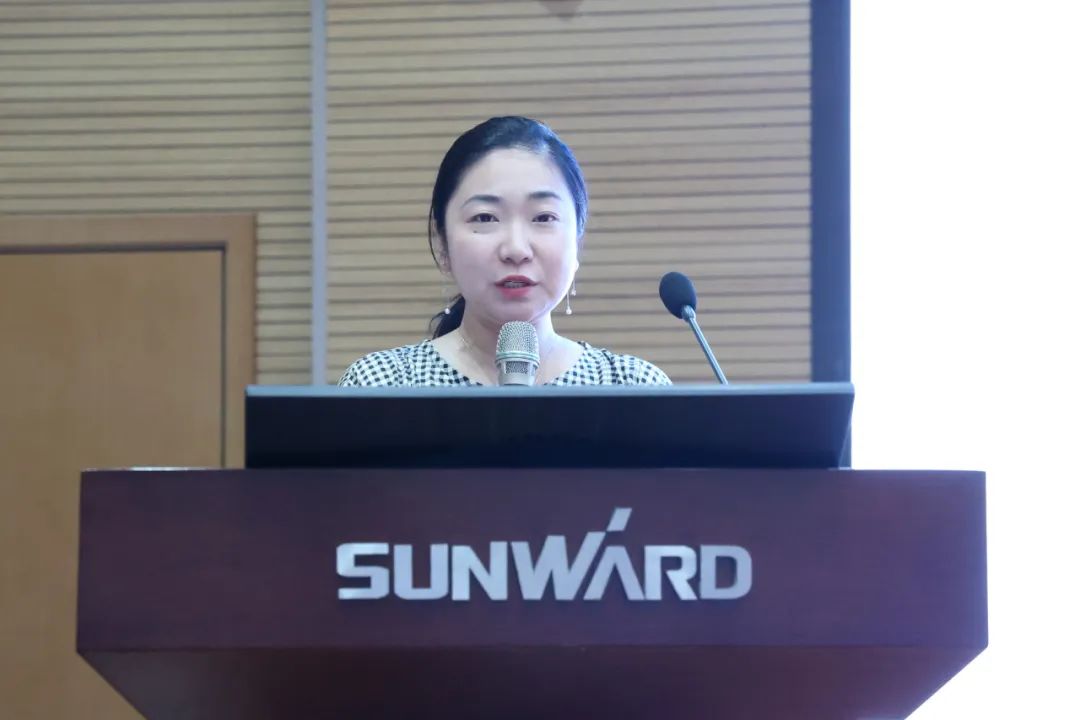 缤纷“暑”假，，，，不负所“托”！云顶国际yd888智能职工子女暑期托管班结业啦