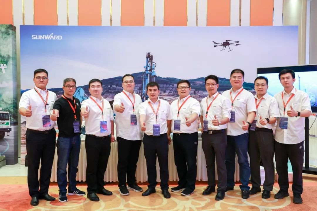 共话行业前沿手艺及趋势，，，云顶国际yd888智能亮相第九届金属非金属矿挑撰运营适用手艺与装备大会