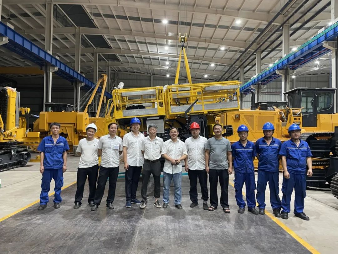 为铁路运输保驾护航！云顶国际yd888智能自主研制首套三平台作业装置乐成交付