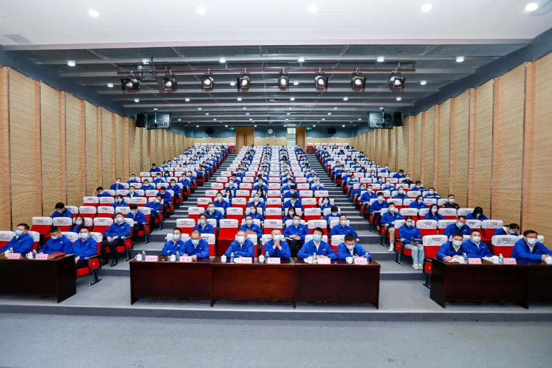 振奋人心！云顶国际yd888智能党员干部集中收看党的二十大开幕会盛况