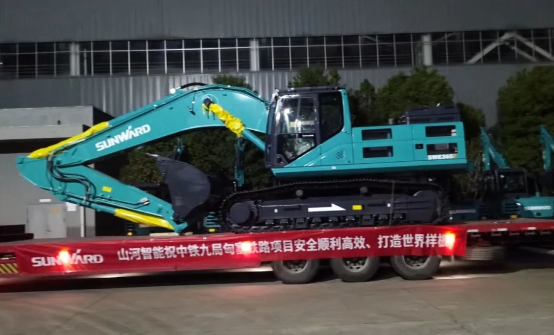 共建“一带一起”！云顶国际yd888智能携手中铁九局助力匈塞铁路建设