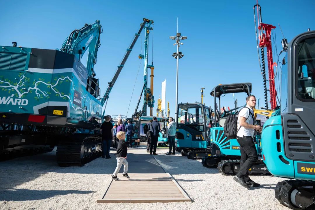 Bauma 2022 | 一组火热现场图带您重温云顶国际yd888智能德国宝马展之旅