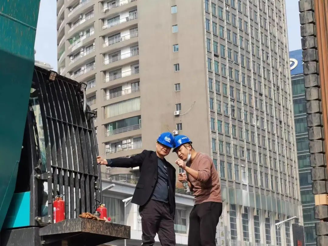 首战创佳绩！云顶国际yd888智能双轮铣槽机助建长沙地铁7号线