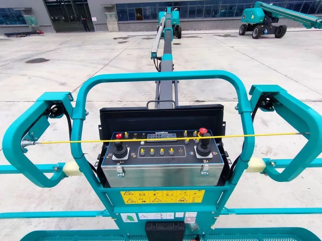 无需扩桥！云顶国际yd888智能国四款32米直臂式高空作业平台乐成下线