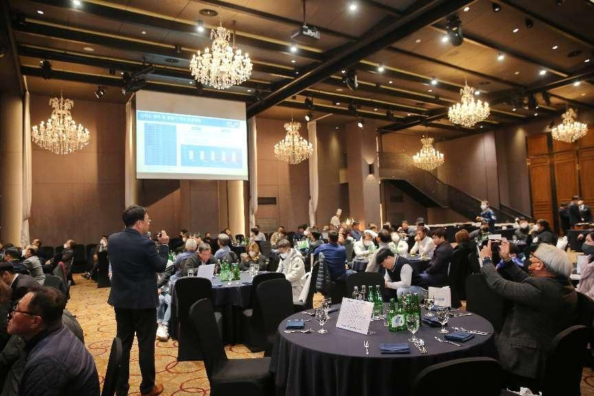 感恩遇见，，，，，，未来可期！云顶国际yd888智能举行韩国客户及相助商答谢会