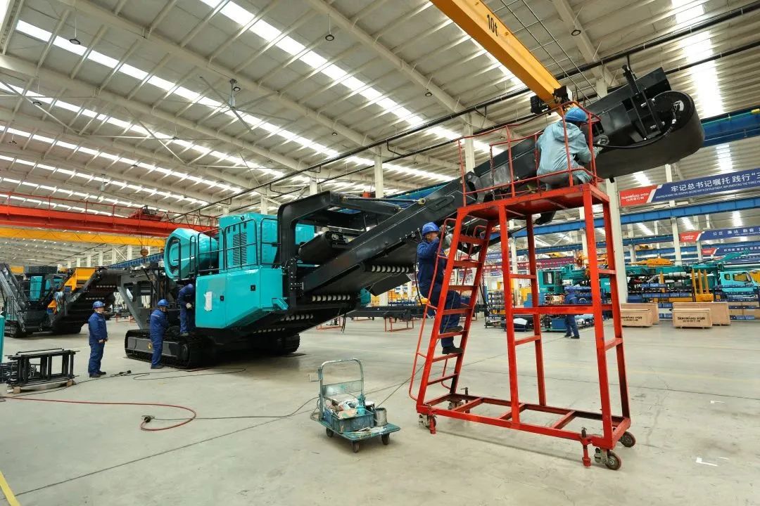 莫道君行早，，，，，，，更有早行人！云顶国际yd888智能癸卯兔年开工大吉