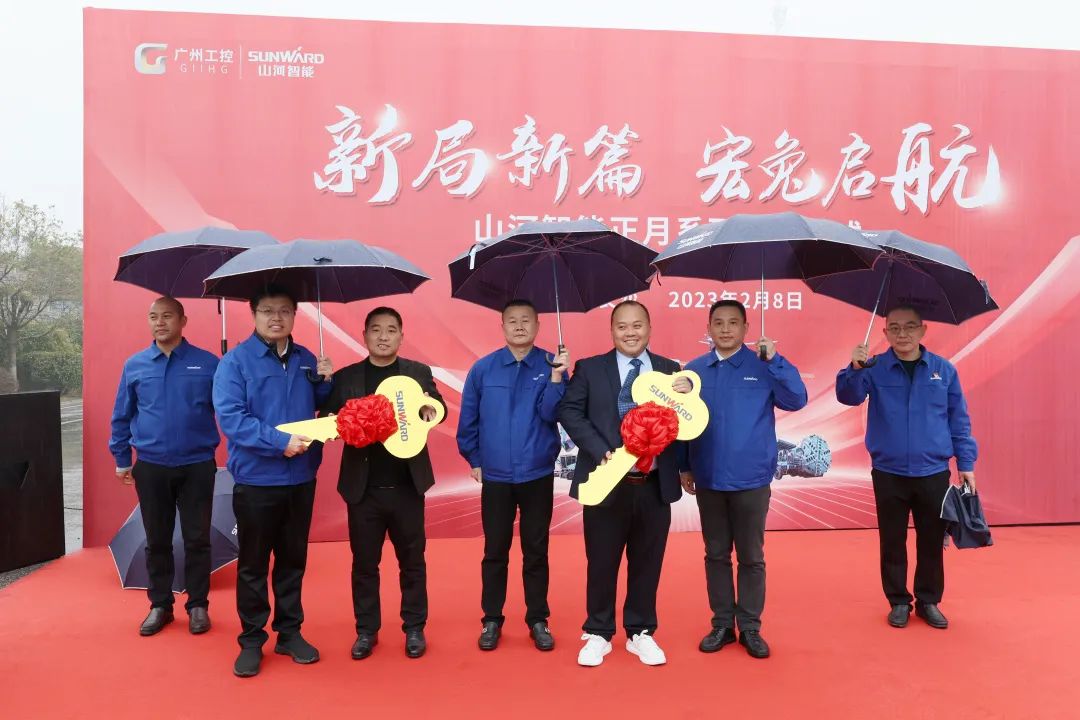 新局新篇，，，，，，宏兔启航！云顶国际yd888智能超200台套装备集中发货