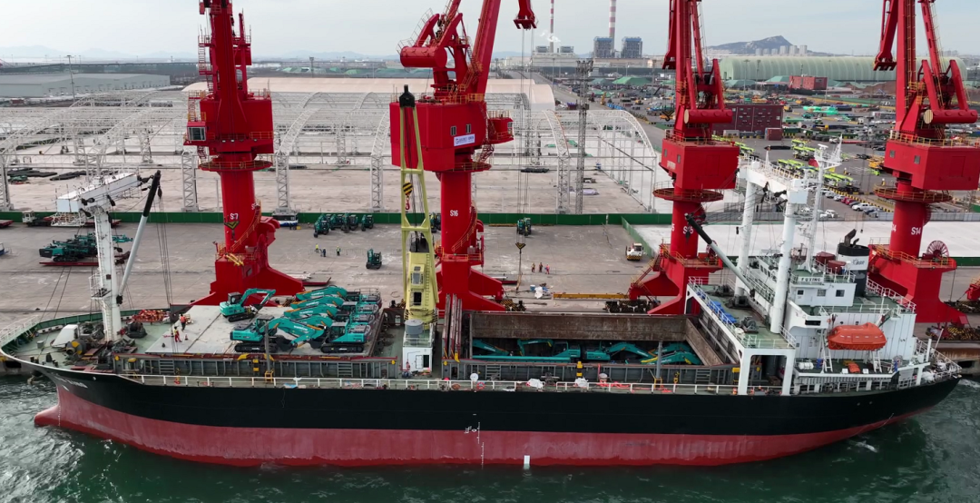 亿元装备“包船”出海！云顶国际yd888智能国际市场迎来开门红