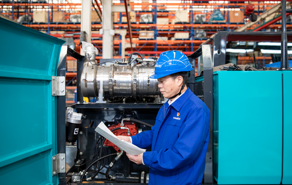 云顶国际yd888智能朱建新荣获“首届湖南省先进制造业科技立异大赛领武士物奖”