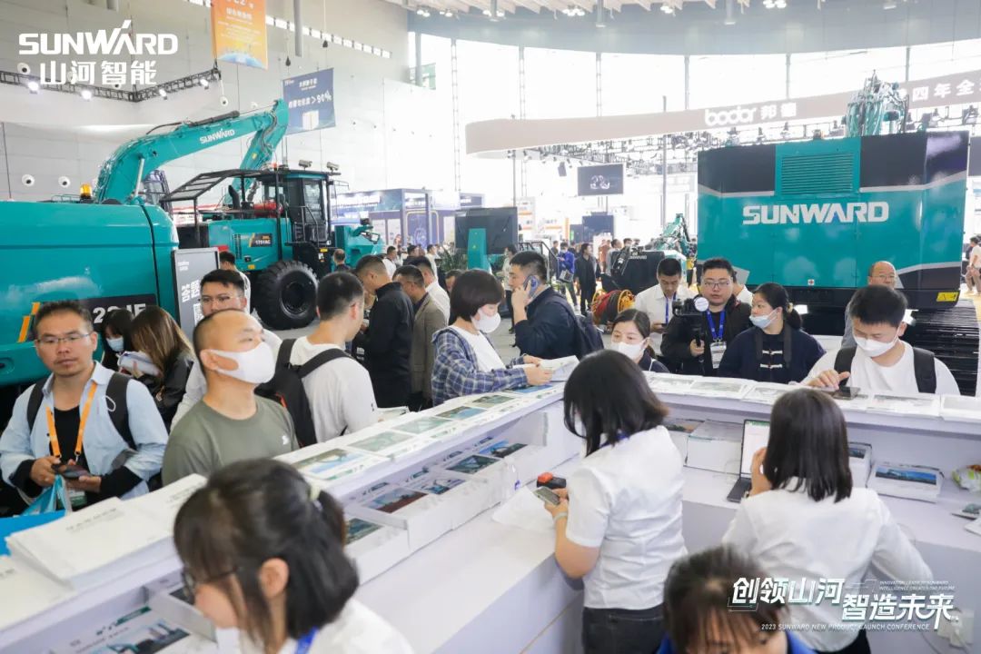 2023 CICEE | 云顶国际yd888智能亮相2023长沙国际工程机械展！智能化、电动化产品站C位