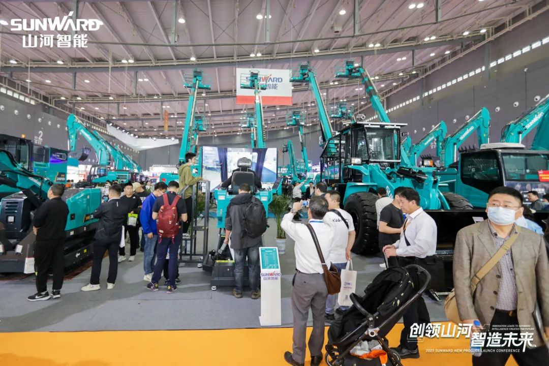 2023 CICEE | 云顶国际yd888智能亮相2023长沙国际工程机械展！智能化、电动化产品站C位