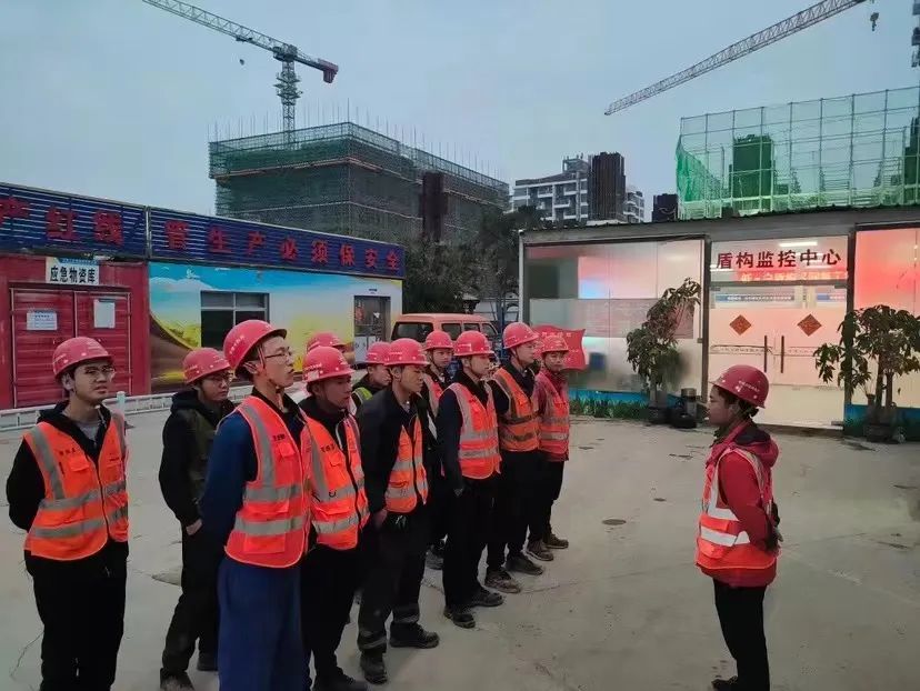 最新希望！中铁云顶国际yd888深圳地铁3号线低-白盾构区间左线顺遂意会