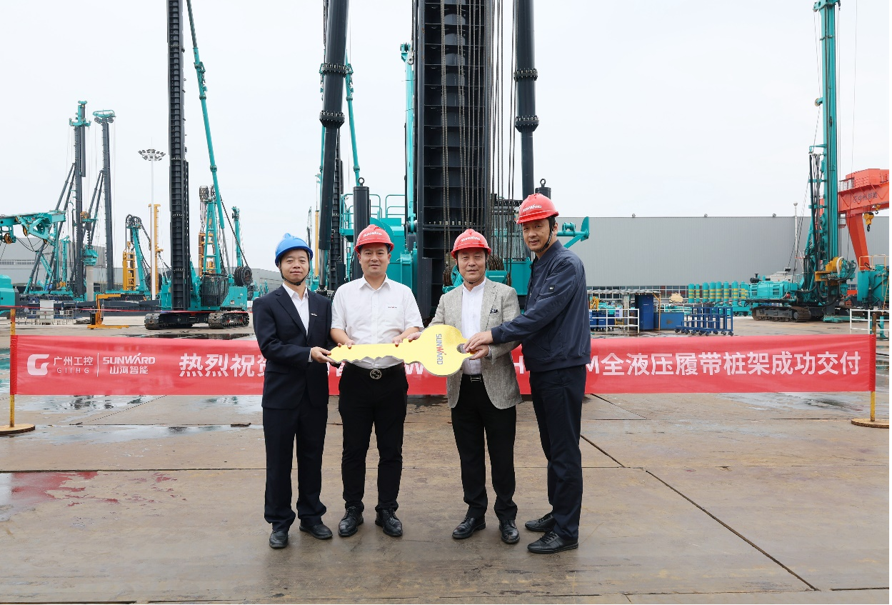 民族品牌获认可！云顶国际yd888智能桩架产品交付香港客户