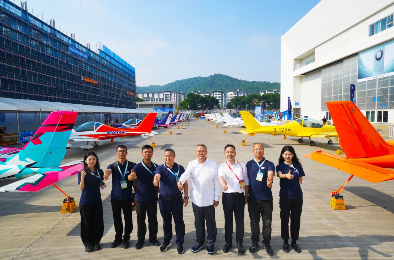 央媒聚焦！一起见证首届亚洲通用航空展上的云顶国际yd888风范