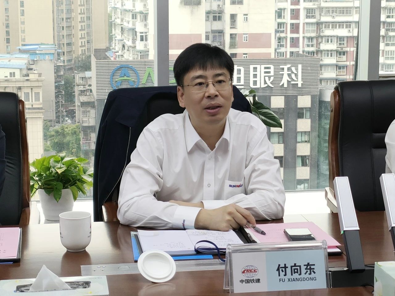 顺应新形势，，，，追求新相助！云顶国际yd888智能到访中铁二十三局