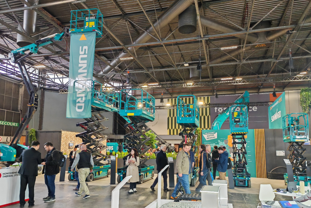 云顶国际yd888智能高空机械闪灼2024法国工程机械展