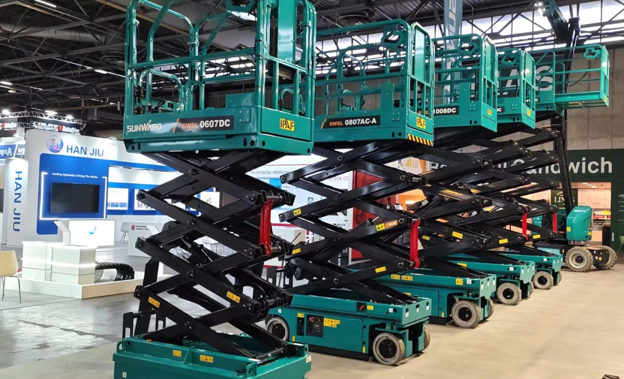 云顶国际yd888智能高空机械闪灼2024法国工程机械展