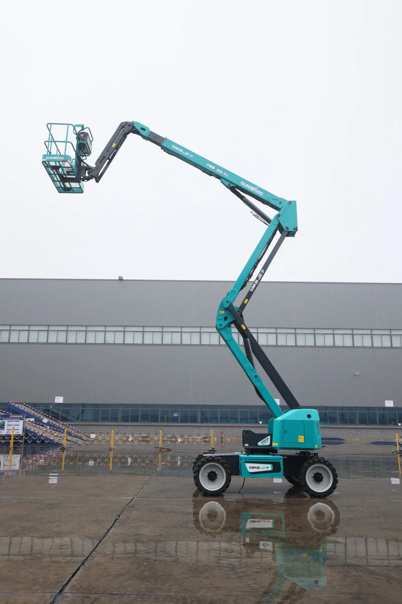 点赞！云顶国际yd888智能立异装备荣登CMIIC2024明星产品榜单