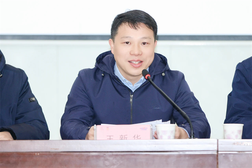 长龙街道、云顶国际yd888智能召开首届年货盛惠暨送春联文化惠民活动事情聚会