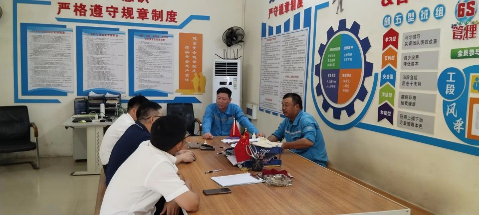 跨越云顶国际yd888万里 智启效劳新程——云顶国际yd888矿岩“效劳万里行”活动走进海螺水泥