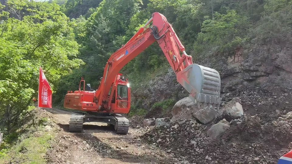 硬核破解“最后一公里”难题，，，，，，，云顶国际yd888智能应抢救援装备助力“应急使命·2025”演习！